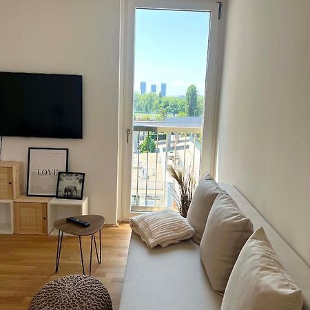 Donaublick Oasis: Stylische Wohnung Vienne Extérieur photo