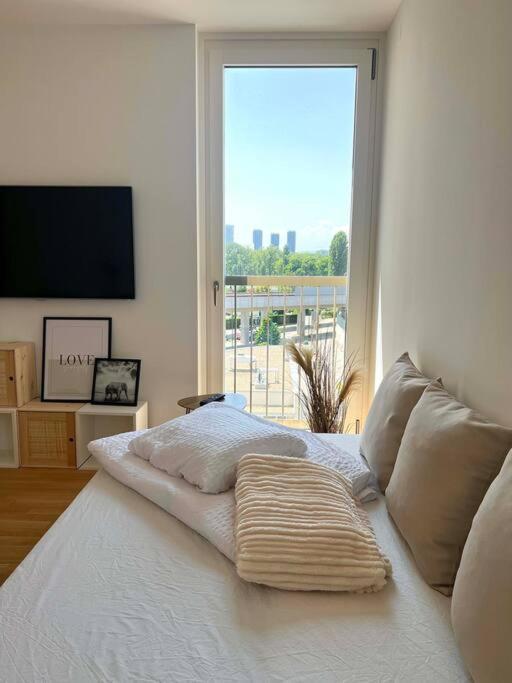 Donaublick Oasis: Stylische Wohnung Vienne Extérieur photo